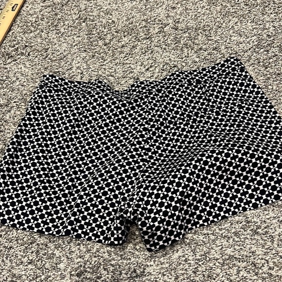 🪷Size 14 shorts 🪷 - Picture 6 of 8